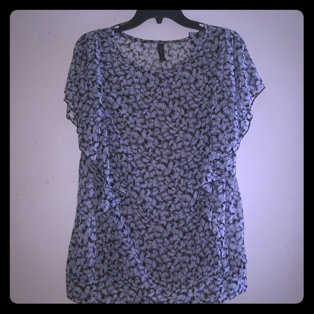 Floral top